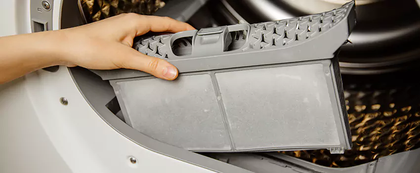 Signs Of A Clogged Dryer Lint Trap in Fayetteville, North Carolina